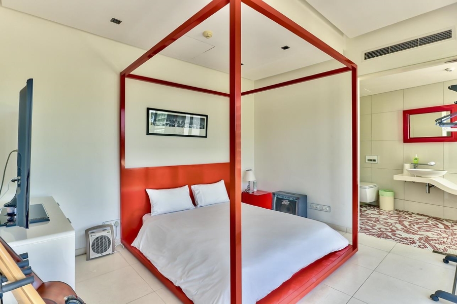 3 Bedroom Property for Sale in Waterfront Western Cape